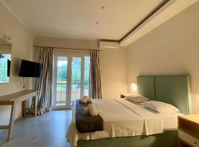 Callisto Beach Hotel Liapades