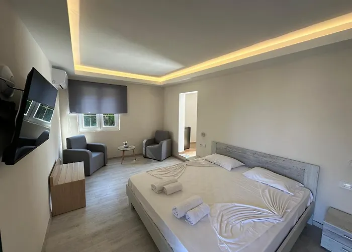 Callisto Beach Hotel