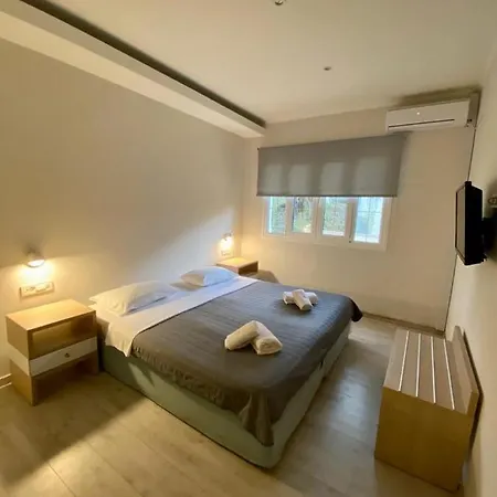 Callisto Beach Отель