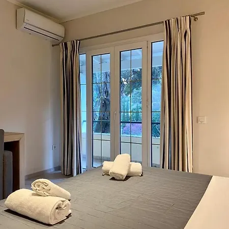 Callisto Beach * Лиападес